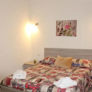 https://casa-milu-napoli-centro.hotels-amalfi.com